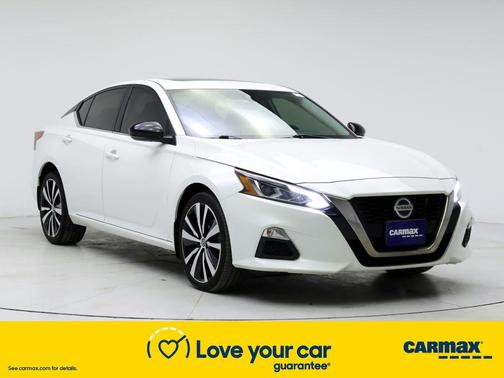 Photo 1 of 26 of 2020 Nissan Altima 2.5 SR