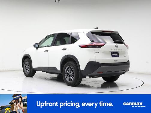 White 2022 Nissan Rogue S