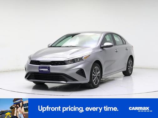 Gray 2024 Kia Forte LXS