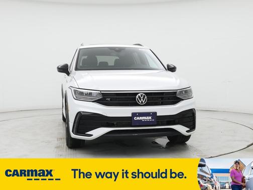 2023 Volkswagen Tiguan SE R-Line Black
