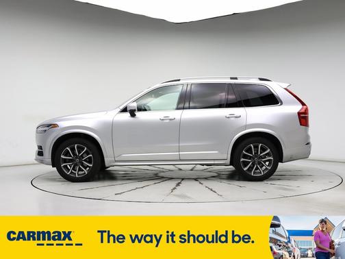 2019 Volvo XC90 T6 Momentum
