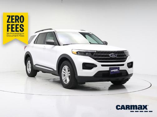White 2022 Ford Explorer XLT