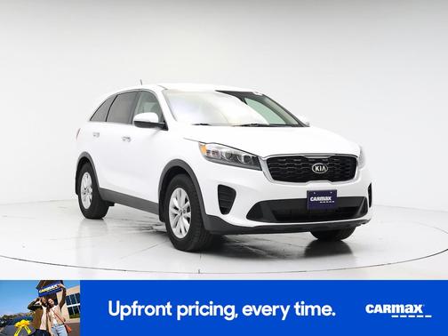 White 2020 Kia Sorento LX