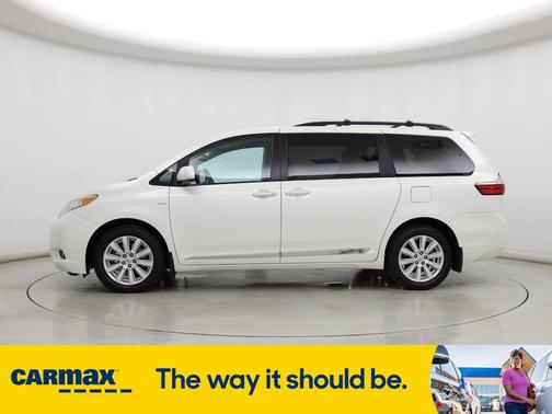 2017 Toyota Sienna XLE