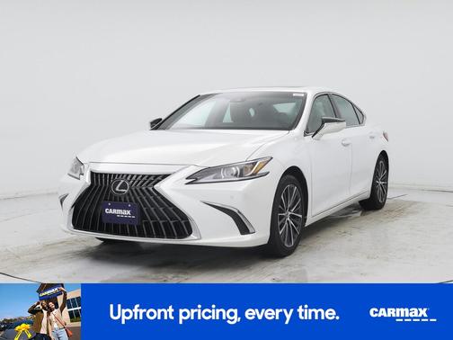 White 2023 Lexus ES 350