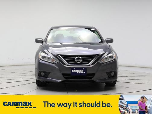 2016 Nissan Altima SV