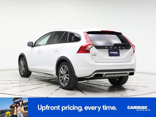 2016 Volvo V60 Cross Country T5