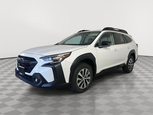 Crystal White Pearl 2025 Subaru Outback Premium