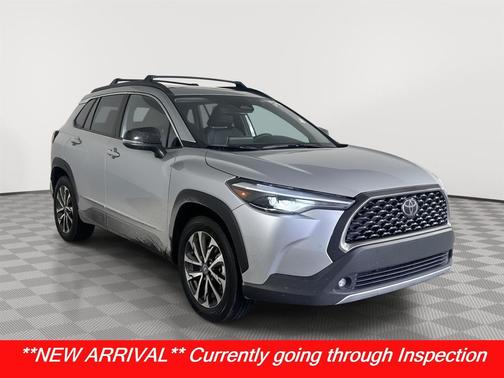 Sonic Silver 2025 Toyota Corolla Cross XLE SUV