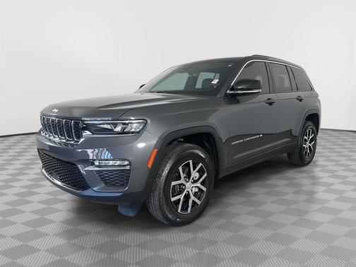 Baltic Gray Metallic Clearcoat 2025 Jeep Grand Cherokee Limited