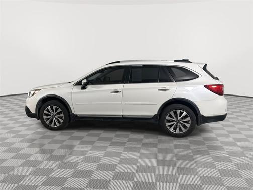 2017 Subaru Outback 2.5i Touring