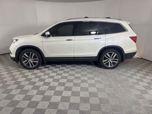 2017 Honda Pilot Elite