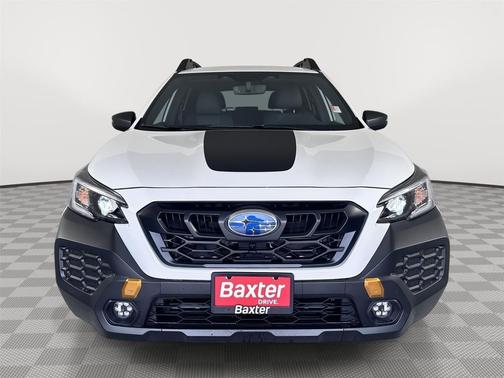 Crystal White Pearl 2025 Subaru Outback Wilderness