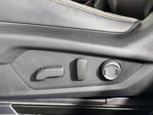 Crystal White Pearl 2026 Subaru Crosstrek Limited