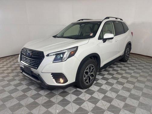 2023 Subaru Forester Premium