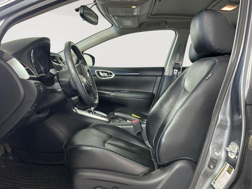 Gun Metallic 2016 Nissan Sentra SR