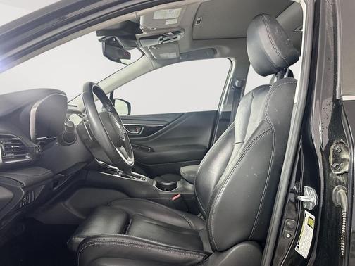 Crystal Black Silica 2023 Subaru Outback Limited