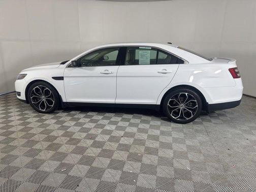 2014 Ford Taurus SEL
