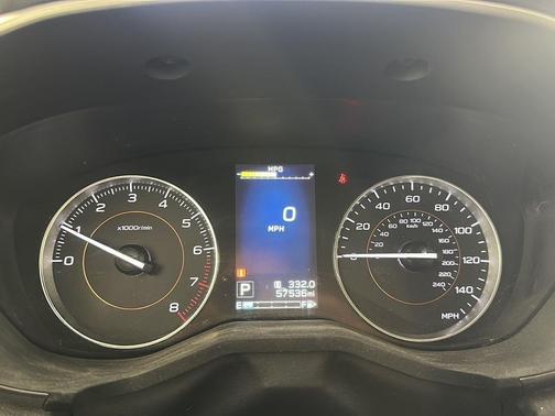 Crystal White Pearl 2019 Subaru Crosstrek 2.0i Limited