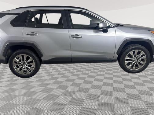 2020 Toyota RAV4 Limited