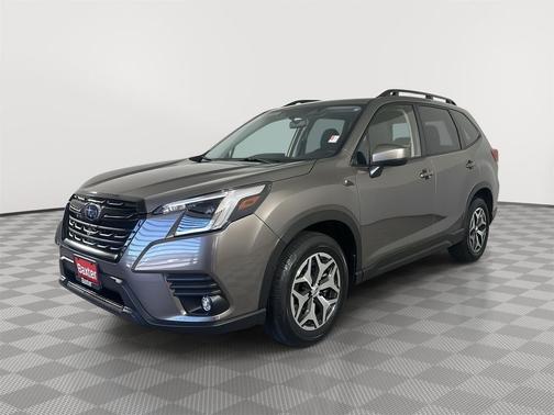 Brilliant Bronze Metallic 2024 Subaru Forester Premium
