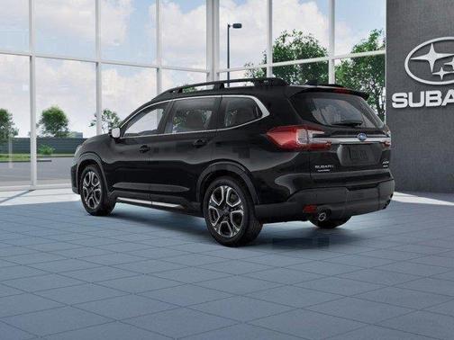 Crystal Black Silica 2026 Subaru Ascent Limited 7-Passenger