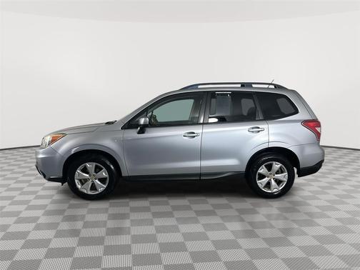 Ice Silver Metallic 2014 Subaru Forester 2.5i Premium
