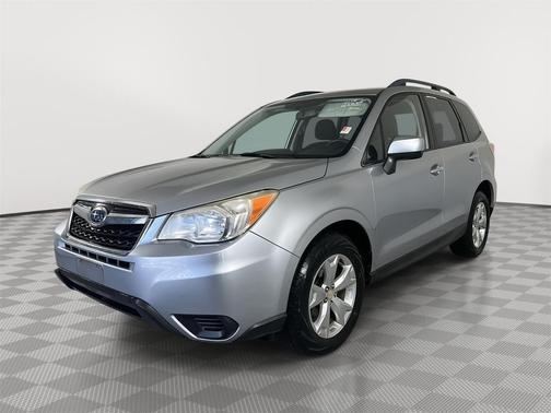 Ice Silver Metallic 2014 Subaru Forester 2.5i Premium