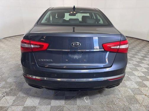 2015 Kia Cadenza Premium
