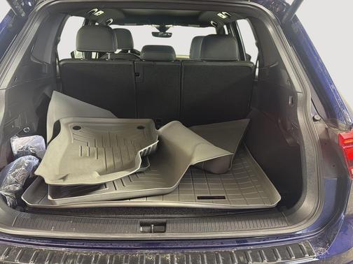 2023 Volkswagen Tiguan 2.0T SEL R-Line 4MOTION