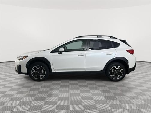 Crystal White Pearl 2019 Subaru Crosstrek 2.0i Premium