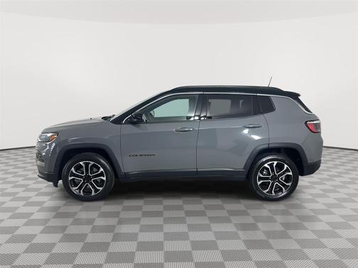 Sting-Gray Clearcoat 2024 Jeep Compass Limited