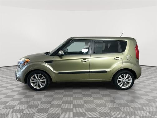 Alien 2012 Kia Soul +