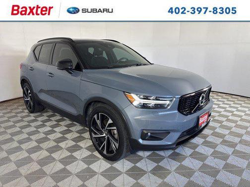 2021 Volvo XC40 T5 R-Design