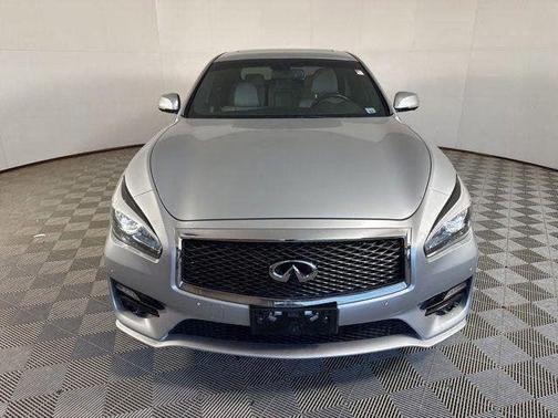 2016 INFINITI Q70 3.7X