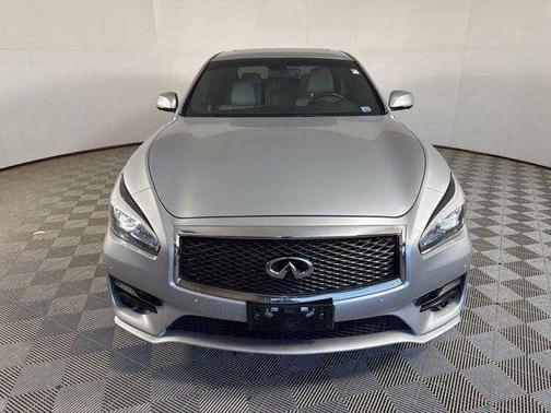 2016 INFINITI Q70 3.7X