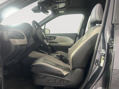 Magnetite Gray Metallic 2025 Subaru Forester Limited