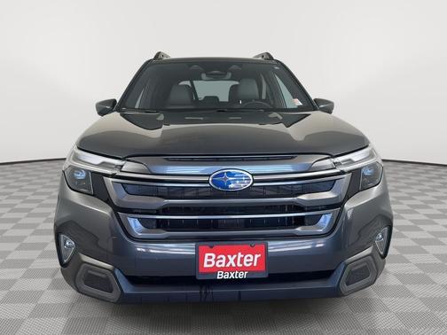 Magnetite Gray Metallic 2025 Subaru Forester Limited