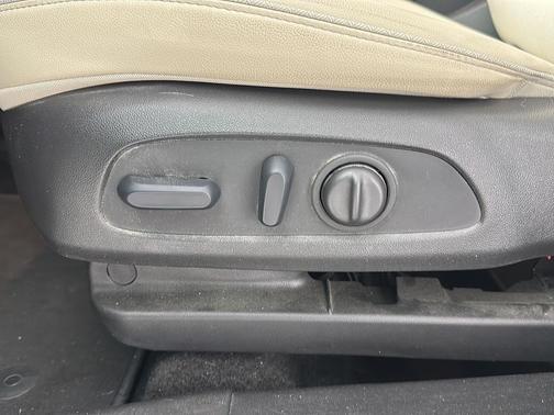 Summit White 2023 Buick Encore GX Preferred