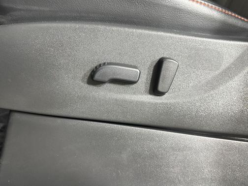 Glacier White 2024 Nissan Frontier PRO-4X