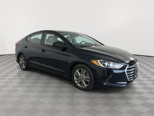 Phantom Black 2018 Hyundai ELANTRA SEL Sedan