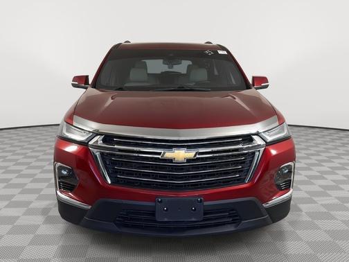 Cherry Red Tintcoat 2022 Chevrolet Traverse LT Leather
