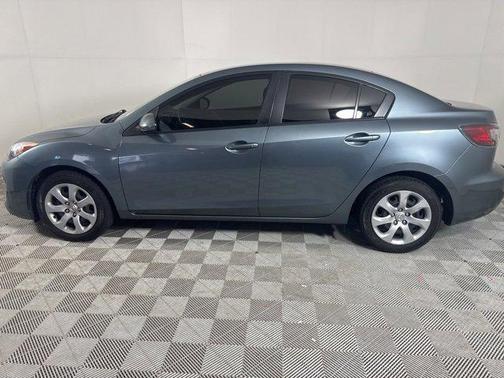 2013 Mazda Mazda3 i Sport