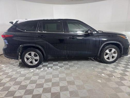 2021 Toyota Highlander L