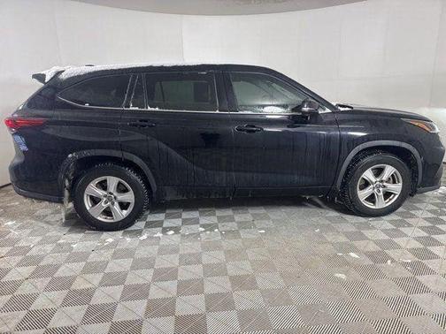 2021 Toyota Highlander L