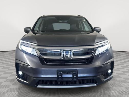 Modern Steel Metallic 2021 Honda Pilot Touring 8-Passenger