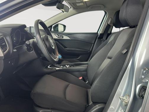 Sonic Silver Metallic 2018 Mazda Mazda3 Sport
