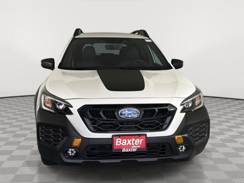 Crystal White Pearl 2025 Subaru Outback Wilderness