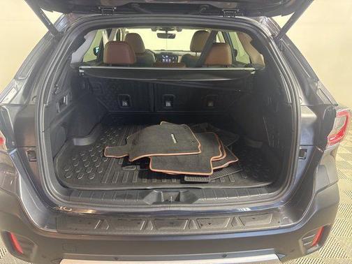 2020 Subaru Outback Touring XT