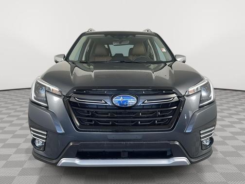 Magnetite Gray Metallic 2022 Subaru Forester Touring